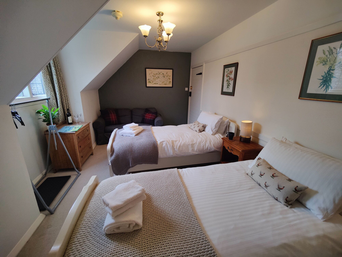 Bedroom 2, bossington bunkhouse, Somerset