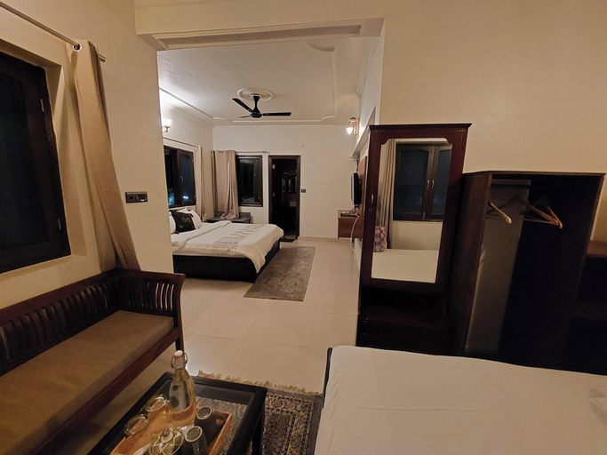 Bedroom 3, Alinda House Naukuchiatal by THE GHAUR, Nainital