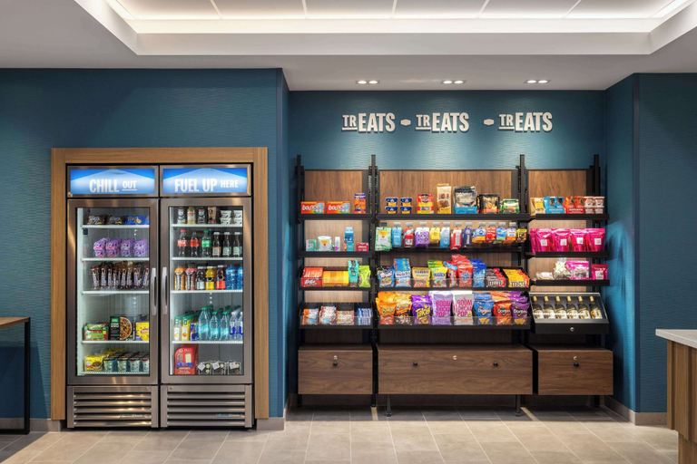 Food & Drinks 5, Hampton Inn & Suites Cottonwood, Az, Yavapai