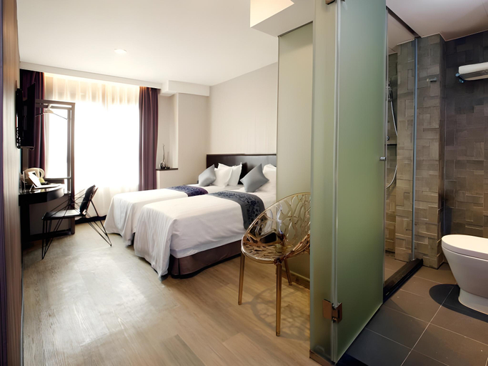 Bedroom 13