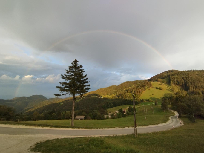 4, Planinski dom Vrhe, Trbovlje