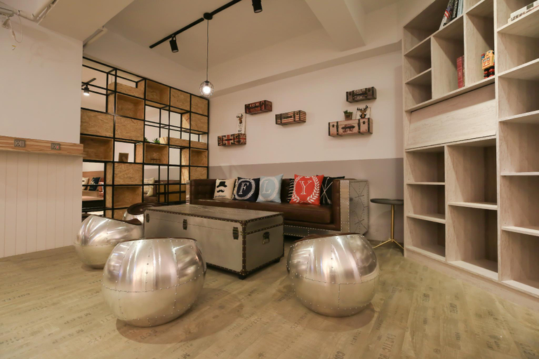 Public Area 2, Flyinn Hostel, Kaohsiung