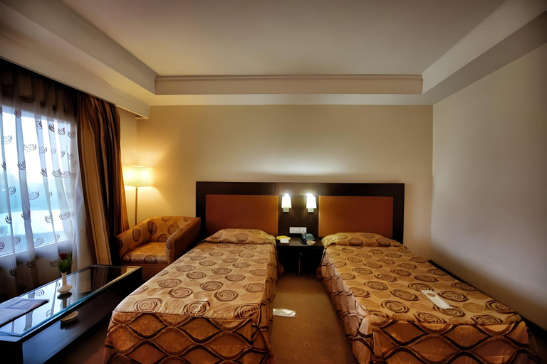 Bedroom 3, Centaur Hotel, Delhi