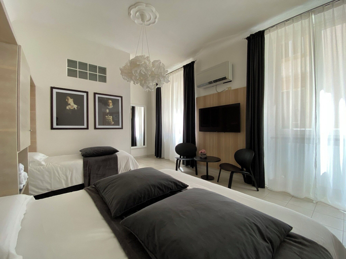 Bedroom 4, Olga's House, Florence