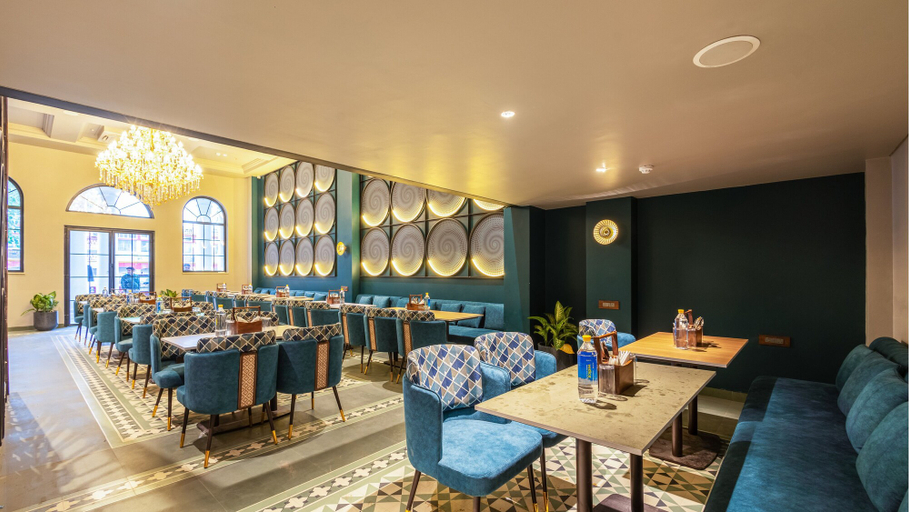 Food & Drinks 5, Saltstayz Autograph Connaught Place, Delhi