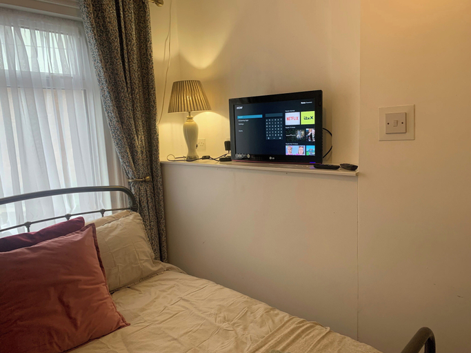 Room 4, Sleeps 7 Home Blackpool W/free Parking, Bbq, Wifi, Blackpool