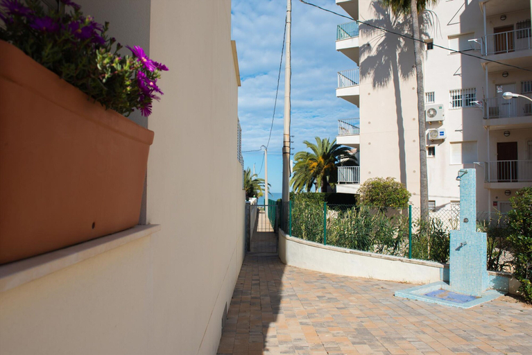 Room 4, Marina B2 4 pax in J vea, Alicante