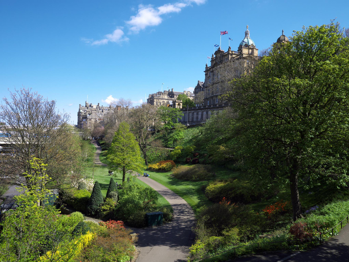 Nearby Landmark 3, Cosy, large double room in a shared flat, Edinburgh