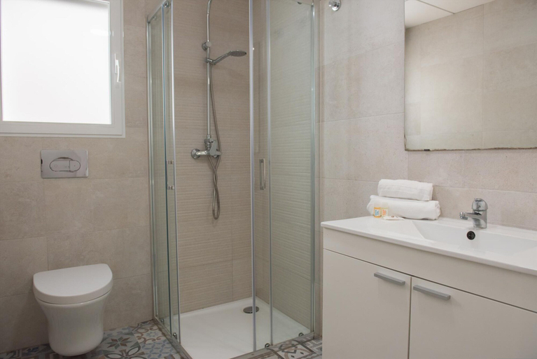 Room 4, Marina B3 in J vea With 3 Bedrooms and 2 Bathrooms, Alicante