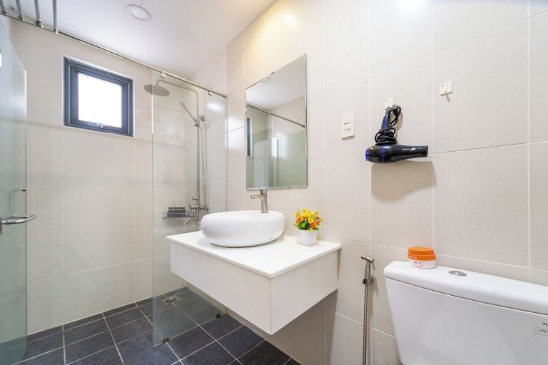 Bathroom 4, Golden Suites 3 Apartments, District 7