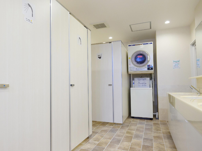 Bathroom 12