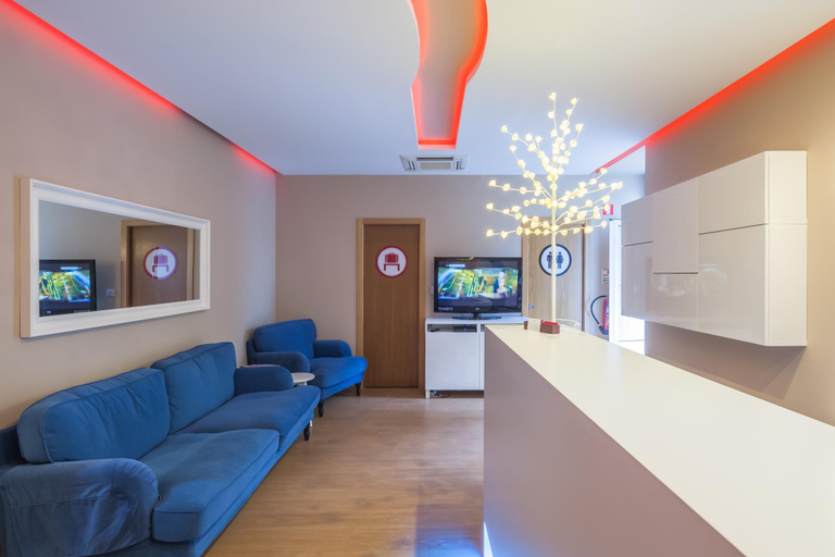 Others 5, Vila Nova Guesthouse, Lisbon