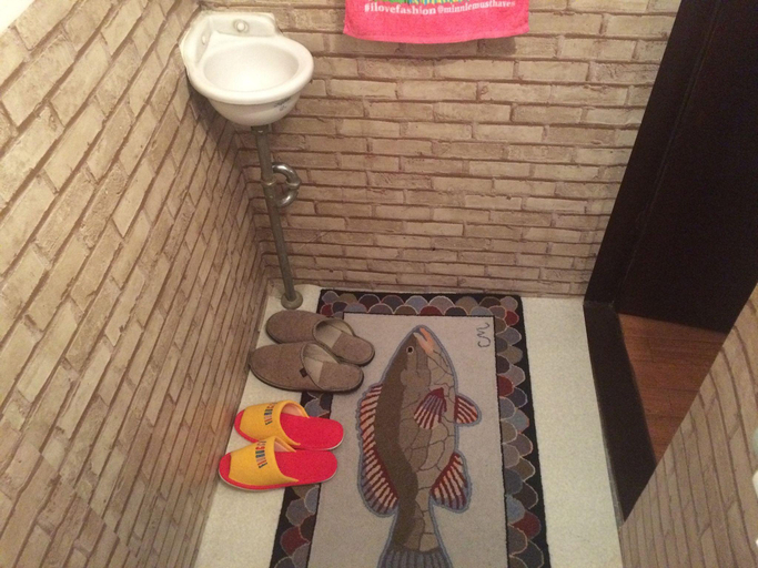 Bathroom 5, Guest House Siam, Osaka