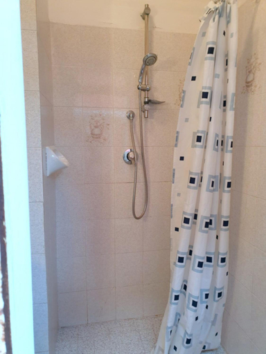 Shower 5, Comfy flat 80m from the beach - Beahost, Venezia