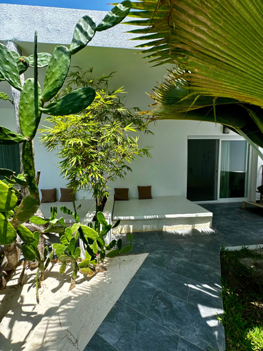 Exterior & Views 2, La Base Beach Hotel, Kaskazini 'B'