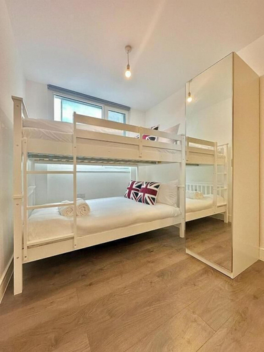 Room 5, Pentonville Rooms, London