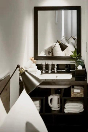 Bathroom 4
