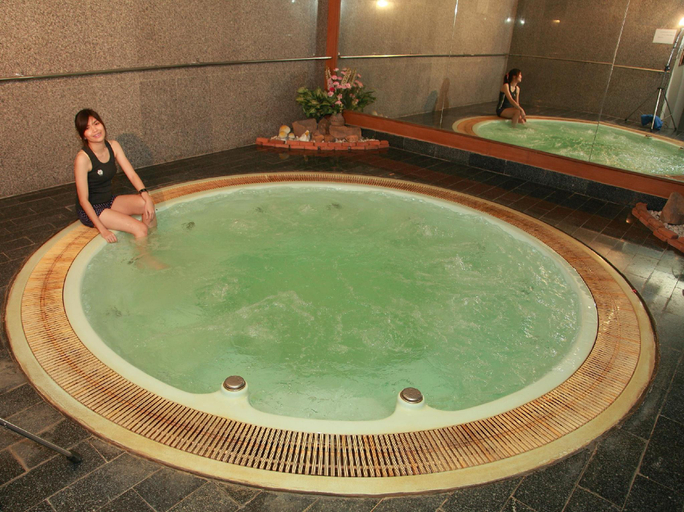 Sport & Beauty 2, Charoen Thani Khon Kaen Hotel, Muang Khon Kaen