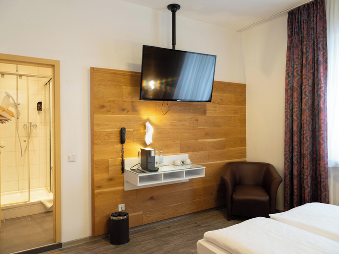 Bedroom 5, Donauhotel Ingolstadt, Ingolstadt