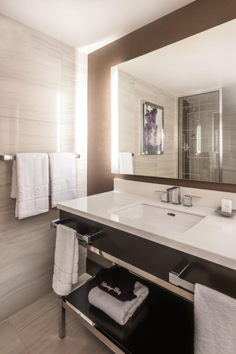 Bathroom 11