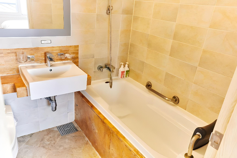 Bathroom 4, SOL BEACH YANGYANG, Yangyang