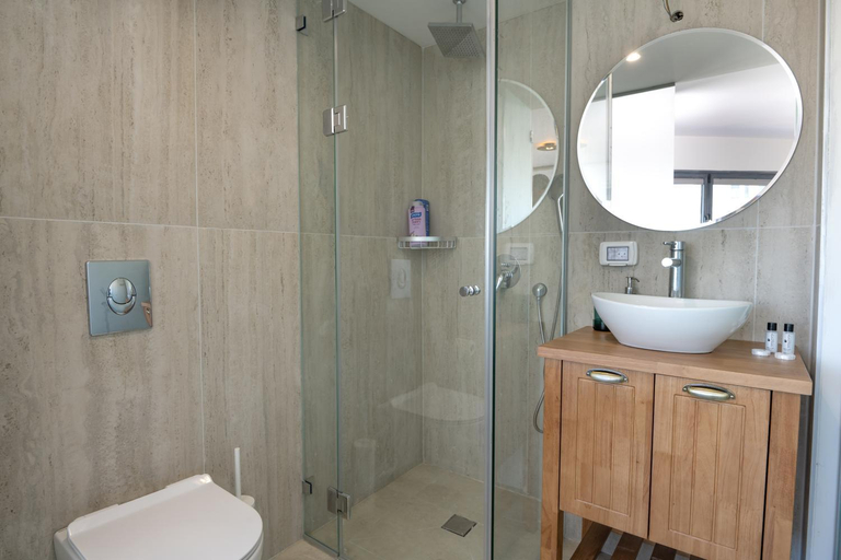 4, Suites Top Market