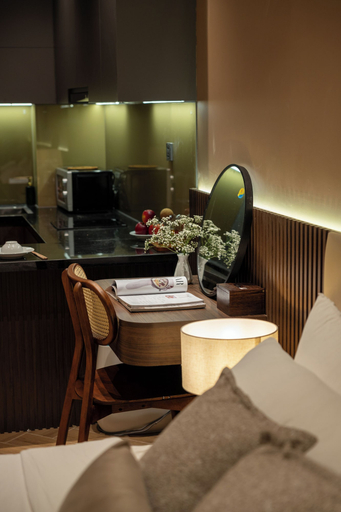 Dining Room 13