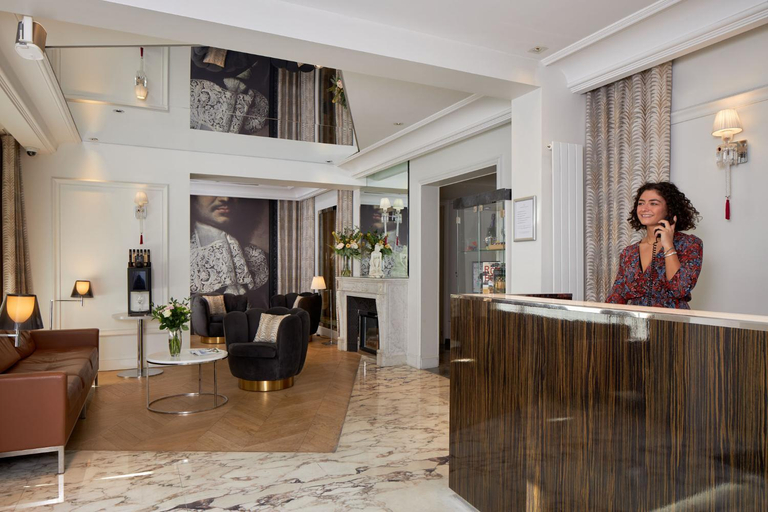 Public Area 3, Hotel Tourisme Avenue, Paris
