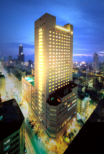 Exterior & Views 1, Howard Plaza Hotel, Kaohsiung