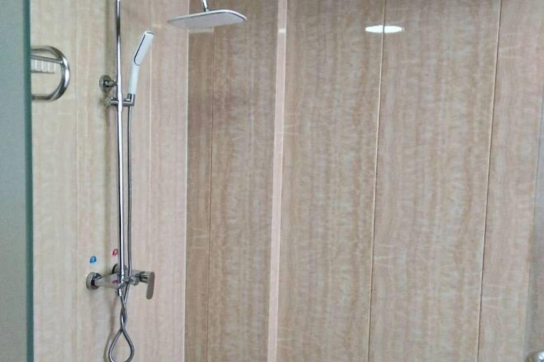 Bathroom 5, Wuhu Tiandu Express Hotel, Wuhu
