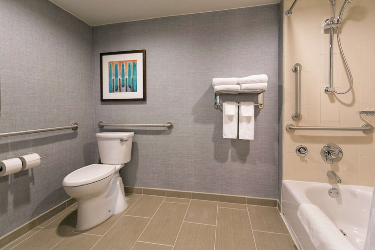 Bathroom 4, Hyatt Place Nashville/Franklin/Cool Springs, Williamson