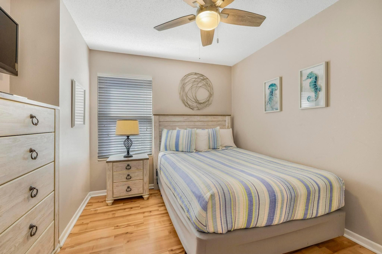 Others 2, Beach Front 603, Baldwin