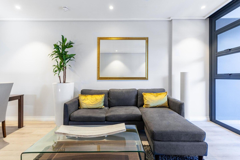 Public Area, Luxurious 1 Bedroom in 16 on Bree, City of Cape Town