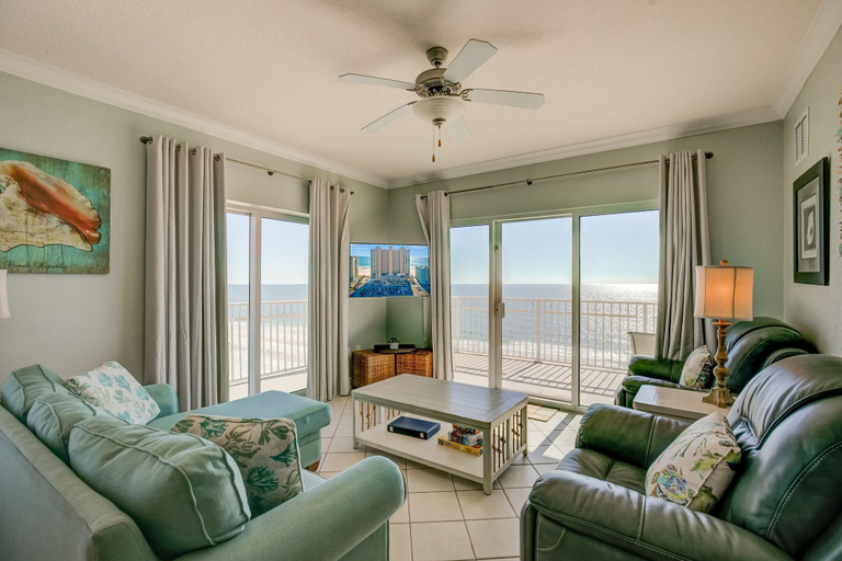 Others 3, Crystal Shores W 301, Baldwin
