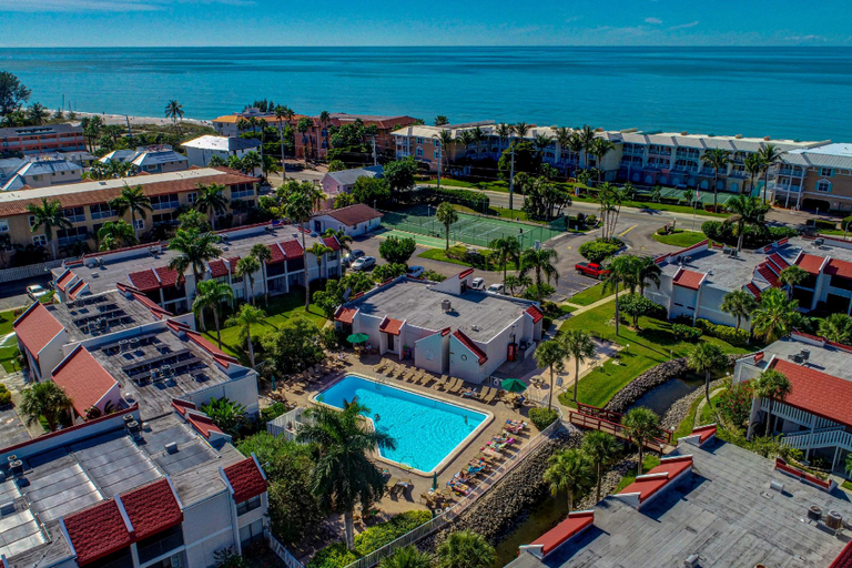 Exterior & Views 1, Runaway Tropical Waves-Pet Friendly, Manatee