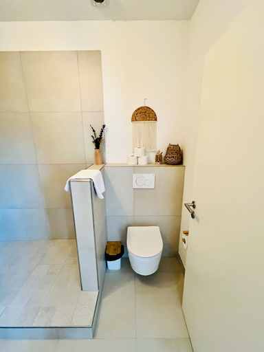 Bathroom 4, Ferienwohnung Maedchen, Region Hannover