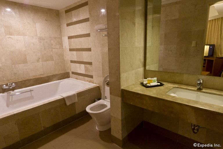 Bathroom 26
