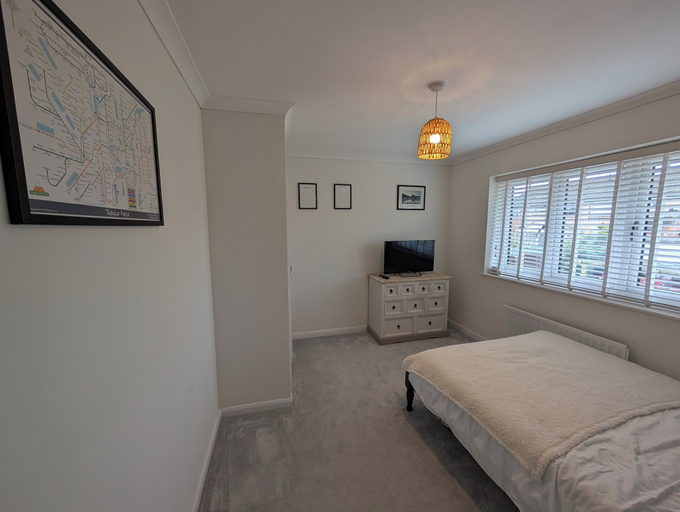 Room 4, 3 Bed-sleeps 5-garden-parking-pets, Cumbria