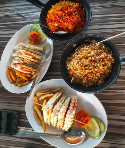 Food & Drinks, HOTEL AARNA, Sonitpur