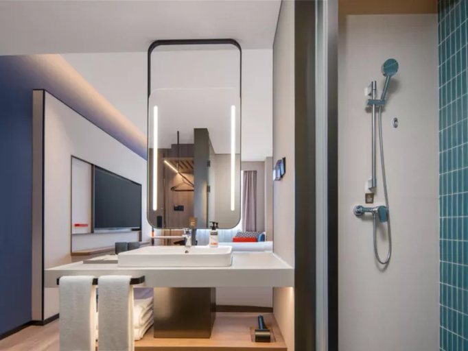 Bathroom 4, Holiday Inn Express QINGDAO CITY BALCONY by IHG, Qingdao