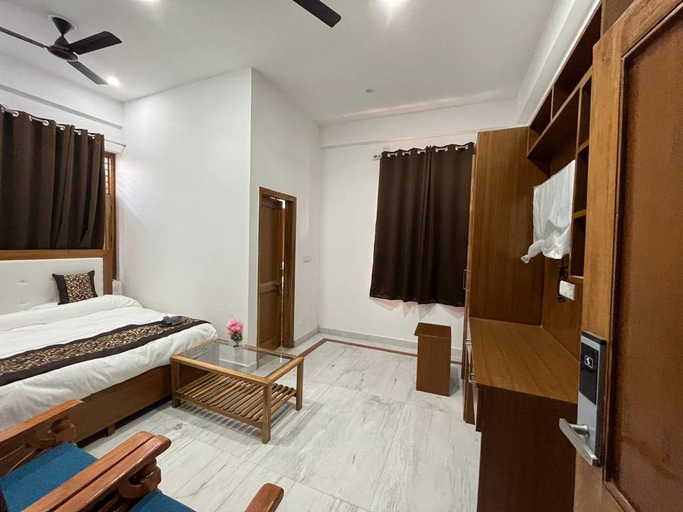 Bedroom, SRH HOTEL, Gautam Buddha Nagar