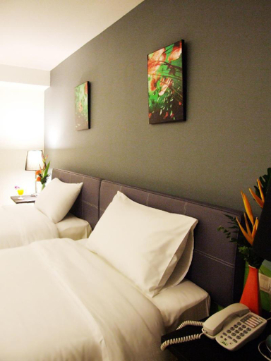 Bedroom 30