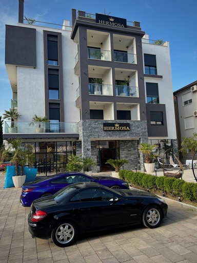 Exterior & Views 2, Hotel Hermosa