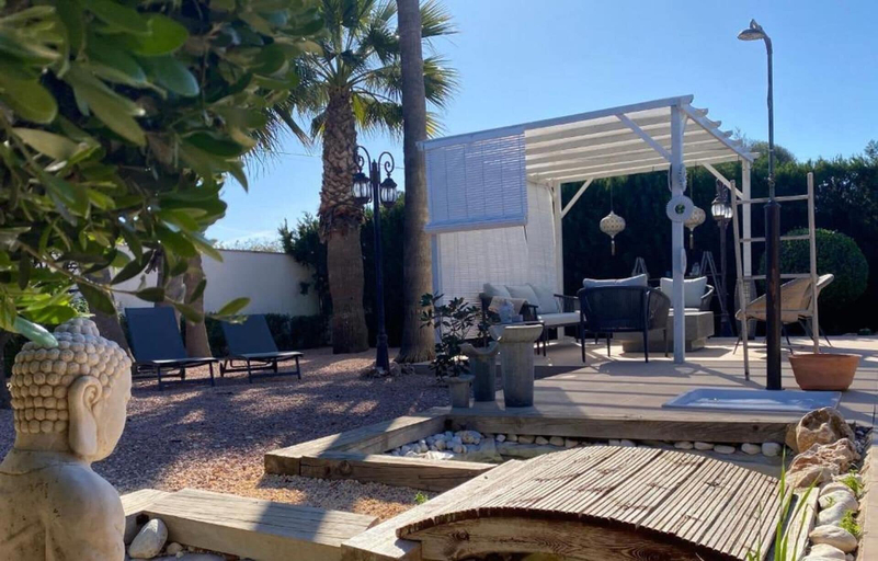 Terrace/patio 2, Coastal House in La Marina-sleeps6 - Private Pool, Alicante