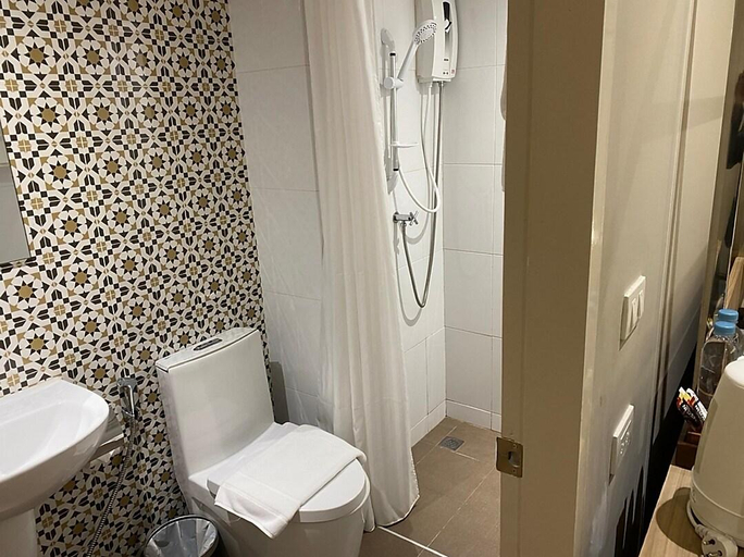 Bathroom 1