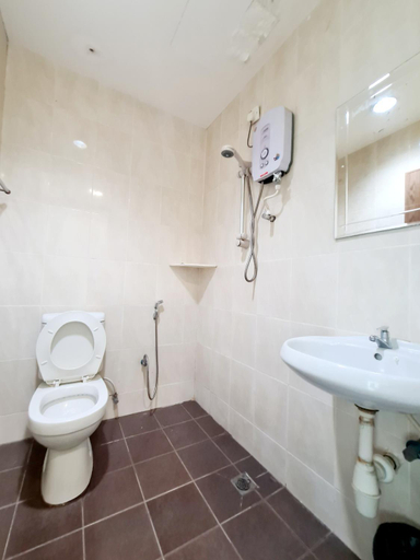 Bathroom 4, Bee Garden Motel, Kota Setar