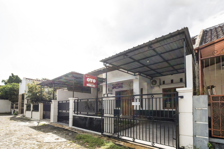 Exterior & Views, Hotel O Omah Suryo, Yogyakarta