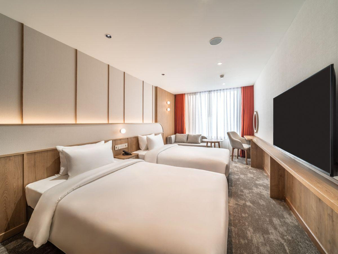 Bedroom 15