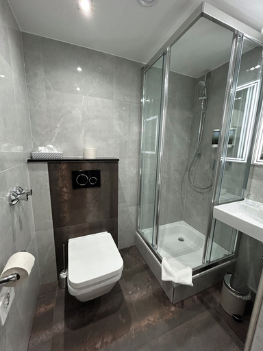 Bathroom 4, Concorde Hotel Siegen, Siegen-Wittgenstein