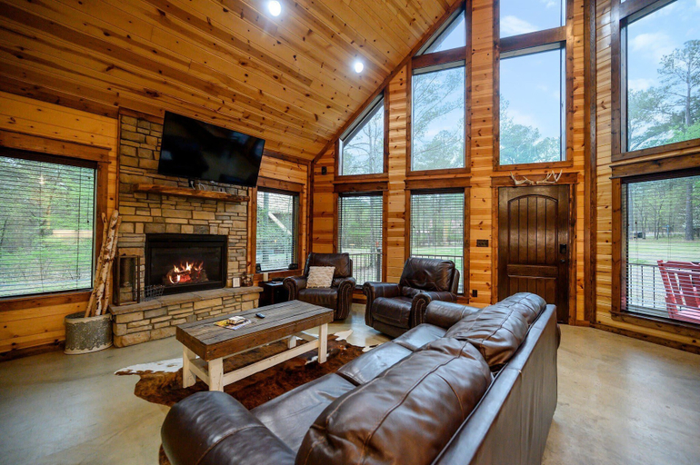 Others 5, Sugar Mama Cabin for 10!, McCurtain